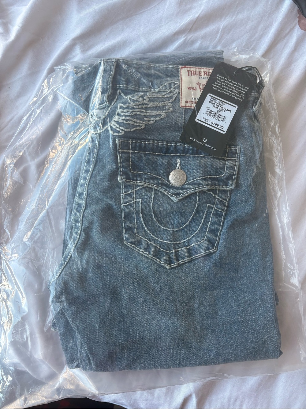 True Religion Wing HS LR flare flap big t size 28